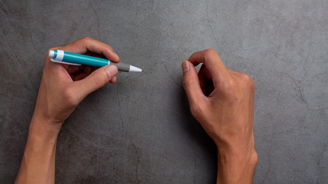 Study suggests left-handed people may hold a psychological edge in competition